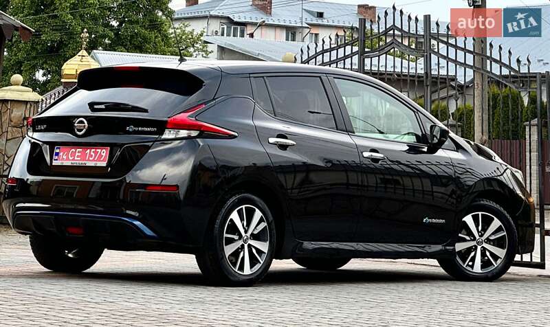 Хэтчбек Nissan Leaf 2020 в Днепре