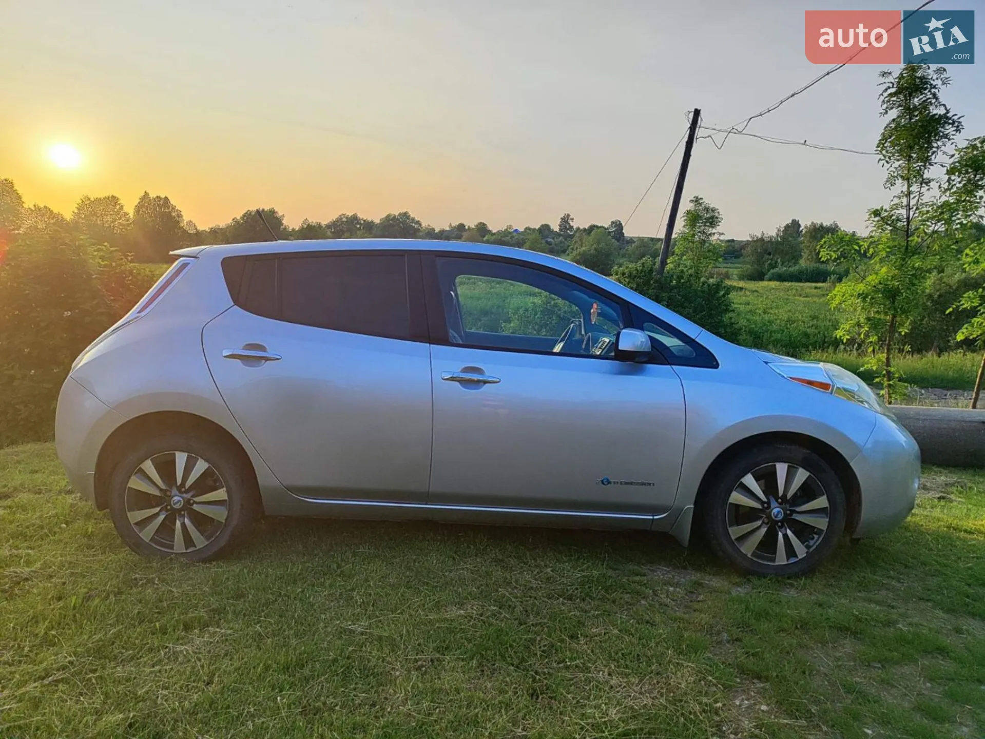 2014 Nissan Leaf - мініатюра 10