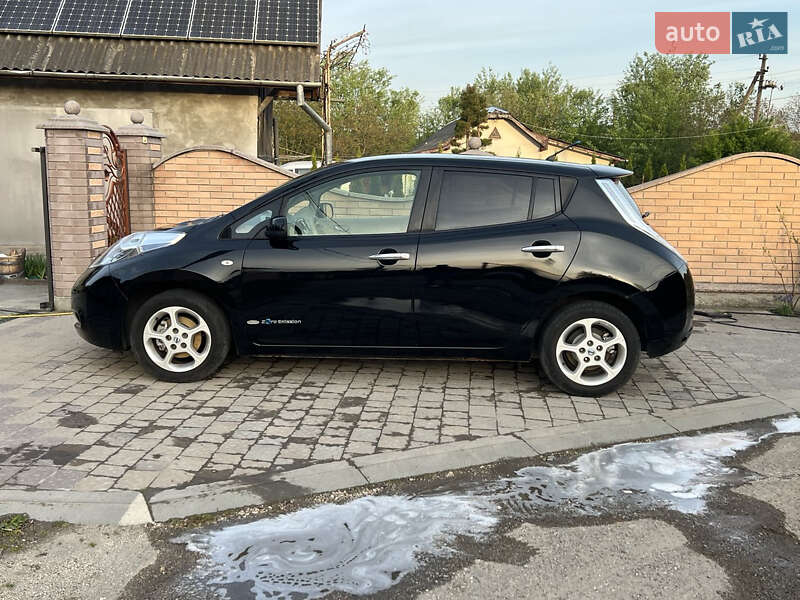 Хетчбек Nissan Leaf 2011 в Бурштині фото 2 Хетчбек Nissan Leaf 2011 в Бурштині