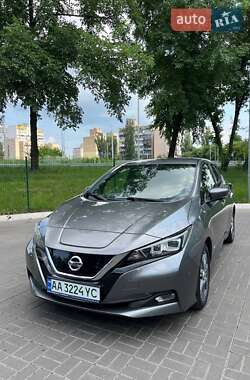 Хетчбек Nissan Leaf 2018 в Києві