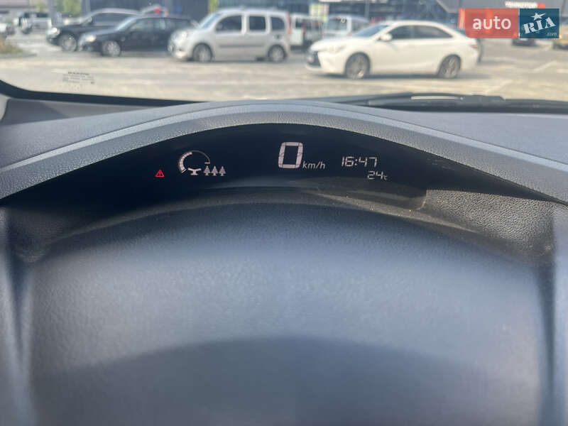 Хэтчбек Nissan Leaf 2015 в Виннице фото 3 Хэтчбек Nissan Leaf 2015 в Виннице