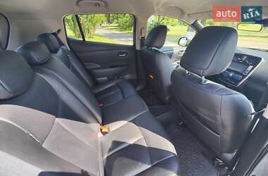 Хэтчбек Nissan Leaf 2014 в 