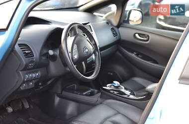 Хэтчбек Nissan Leaf 2014 в 