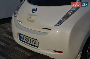 Хэтчбек Nissan Leaf 2016 в 