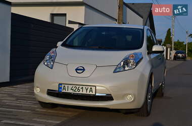 Хэтчбек Nissan Leaf 2016 в 