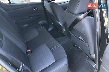 Хэтчбек Nissan Leaf 2018 в 