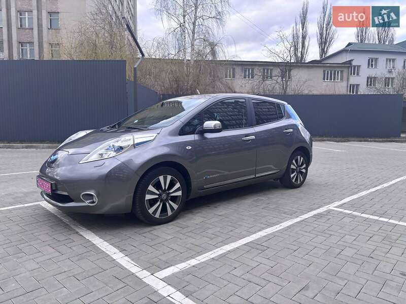 Хэтчбек Nissan Leaf 2013 в Житомире