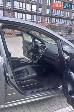 Хэтчбек Nissan Leaf 2013 в Житомире