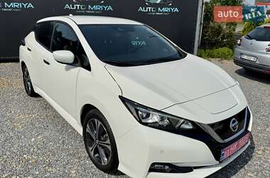 Хетчбек Nissan Leaf 2021 в 