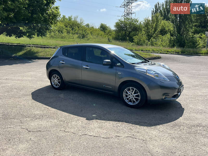 Nissan Leaf 2016