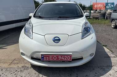 Хэтчбек Nissan Leaf 2014 в Нововолынске