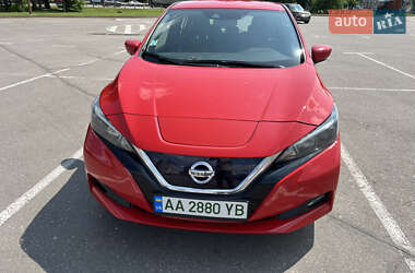 Хетчбек Nissan Leaf 2019 в Києві