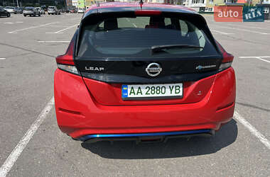 Хетчбек Nissan Leaf 2019 в Києві