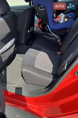 Хетчбек Nissan Leaf 2019 в Києві