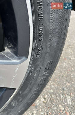 Хетчбек Nissan Leaf 2019 в Києві