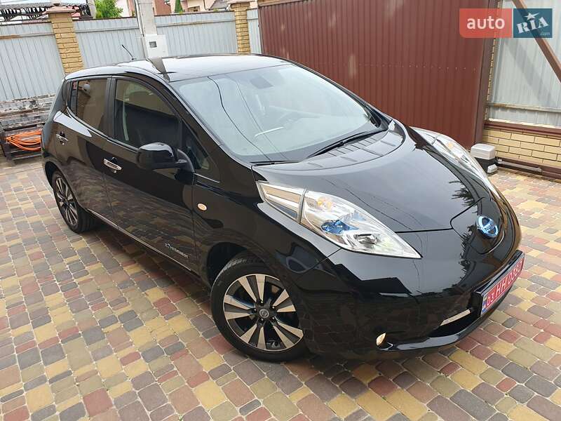 Хетчбек Nissan Leaf 2013 в Горі