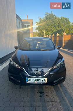 Хэтчбек Nissan Leaf 2018 в Тячеве