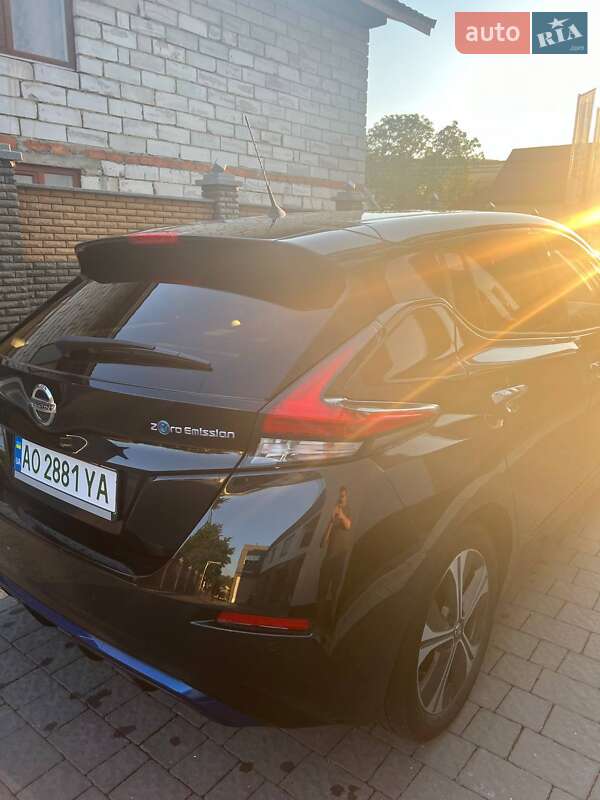 Хэтчбек Nissan Leaf 2018 в Тячеве фото 5 Хэтчбек Nissan Leaf 2018 в Тячеве