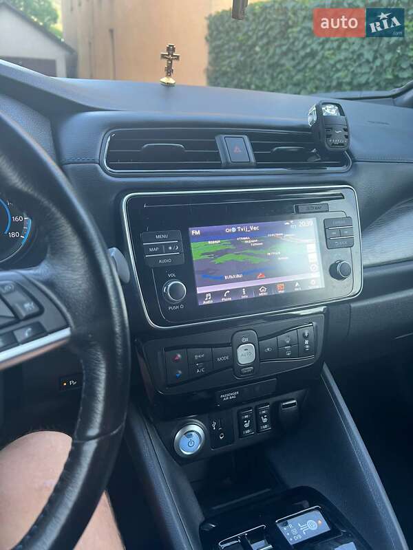 Хэтчбек Nissan Leaf 2018 в Тячеве фото 19 Хэтчбек Nissan Leaf 2018 в Тячеве