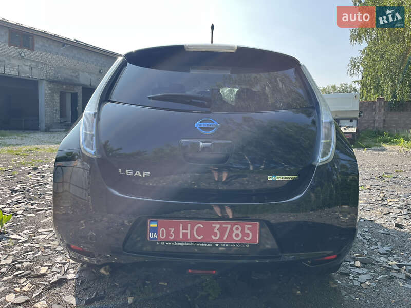 Хэтчбек Nissan Leaf 2012 в Кременце