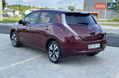 Хэтчбек Nissan Leaf 2016 в 