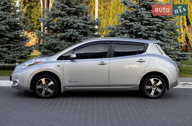 Хэтчбек Nissan Leaf 2015 в Одессе