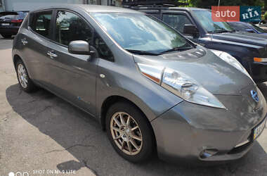 Хэтчбек Nissan Leaf 2014 в Киеве