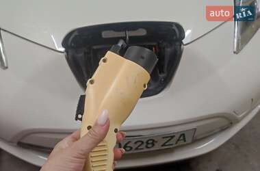 Хэтчбек Nissan Leaf 2012 в 