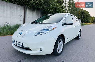 Хэтчбек Nissan Leaf 2012 в Умани