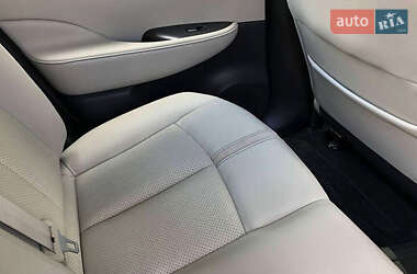 Хэтчбек Nissan Leaf 2018 в 
