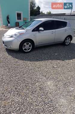 Хэтчбек Nissan Leaf 2012 в Каменец-Подольском