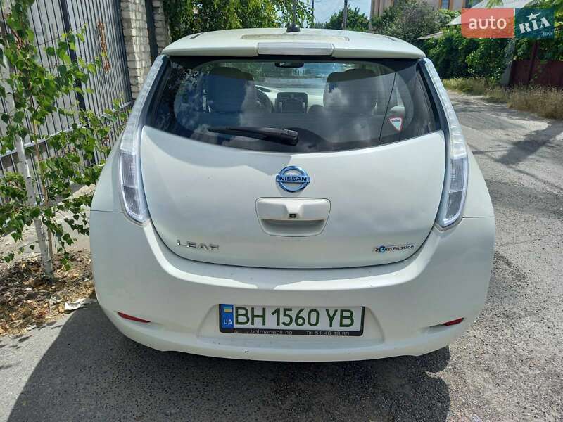 Хетчбек Nissan Leaf 2012 в Одесі