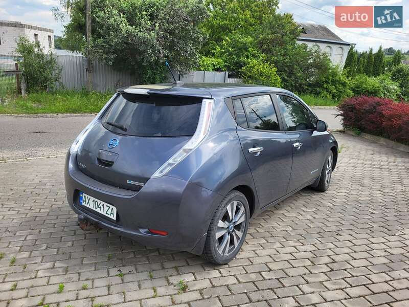 Хэтчбек Nissan Leaf 2013 в Харькове