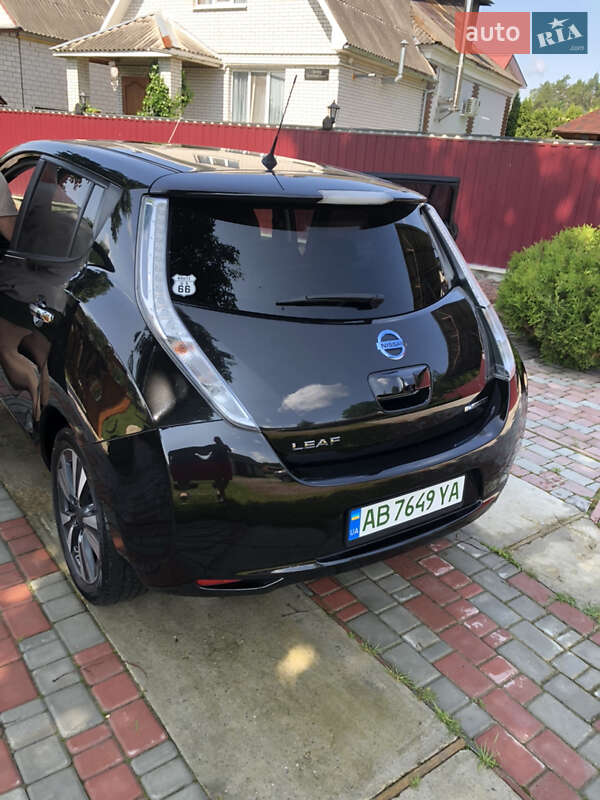 Хетчбек Nissan Leaf 2017 в Житомирі