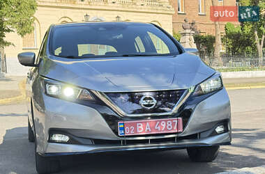 Хетчбек Nissan Leaf 2020 в Миколаєві