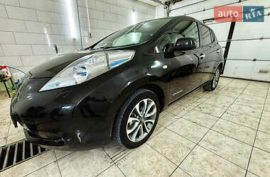 Хэтчбек Nissan Leaf 2014 в Сарнах