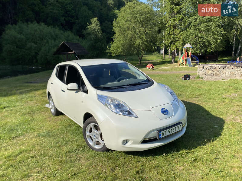 Nissan Leaf 2011