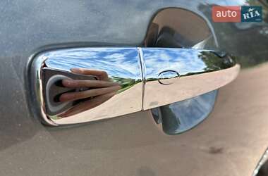 Хэтчбек Nissan Leaf 2016 в 