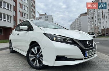 Хэтчбек Nissan Leaf 2020 в 