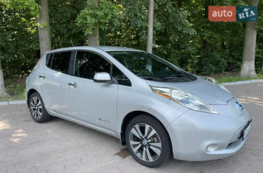Хэтчбек Nissan Leaf 2013 в Виннице