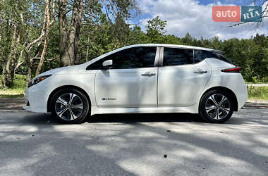 Хэтчбек Nissan Leaf 2019 в Львове
