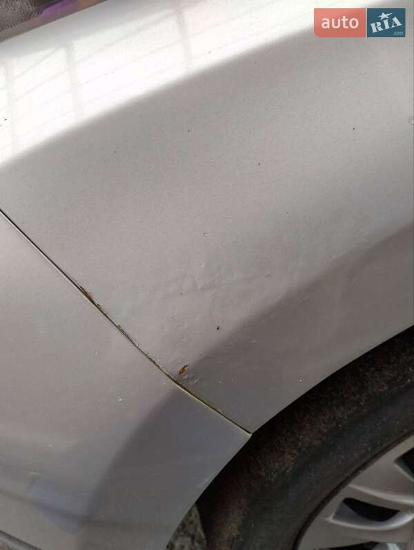 Хэтчбек Nissan Leaf 2013 в Бородянке