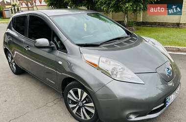 Хэтчбек Nissan Leaf 2016 в Полтаве