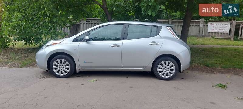 Nissan Leaf 2014