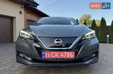 Хетчбек Nissan Leaf 2020 в 