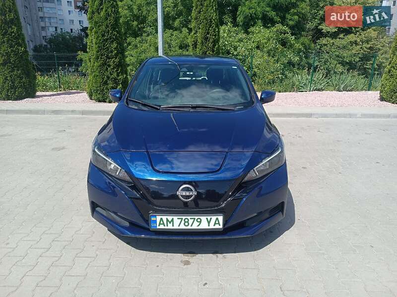 Хэтчбек Nissan Leaf 2024 в Житомире