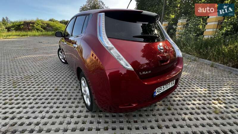 Хетчбек Nissan Leaf 2013 в Тульчині