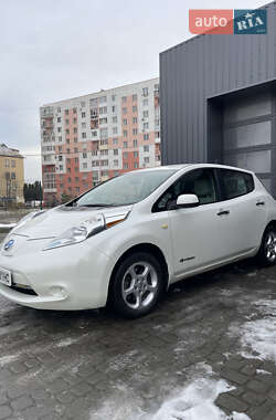 Хетчбек Nissan Leaf 2014 в Львові