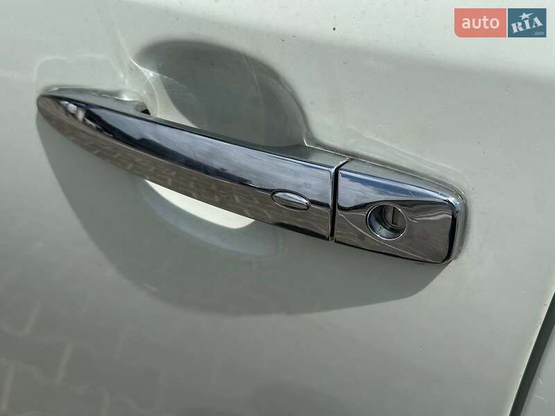 Хетчбек Nissan Leaf 2012 в Одесі фото 23 Хетчбек Nissan Leaf 2012 в Одесі