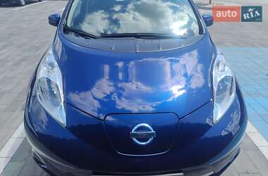 Хэтчбек Nissan Leaf 2016 в Луцке